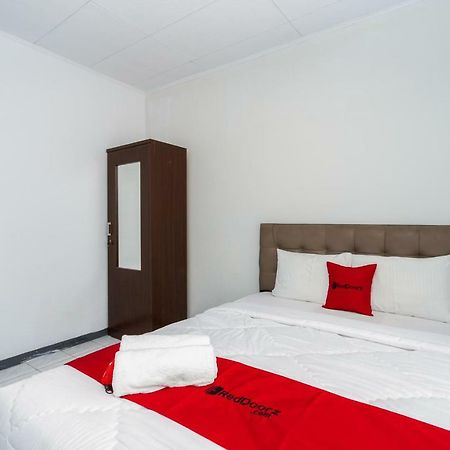 Reddoorz Syariah Near Rsud Cimacan Bogor Kültér fotó
