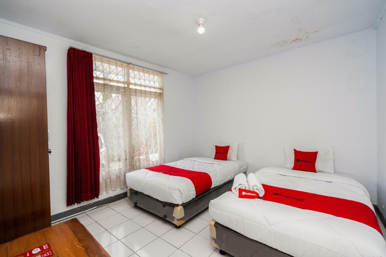 Reddoorz Syariah Near Rsud Cimacan Bogor Kültér fotó
