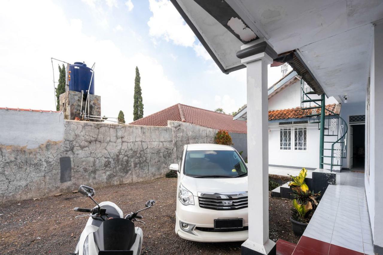 Reddoorz Syariah Near Rsud Cimacan Bogor Kültér fotó
